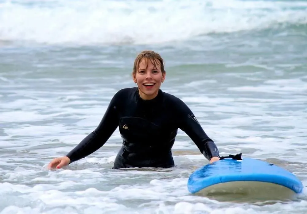 Zarautz Beachside Surf Camp 0*,  İspanya